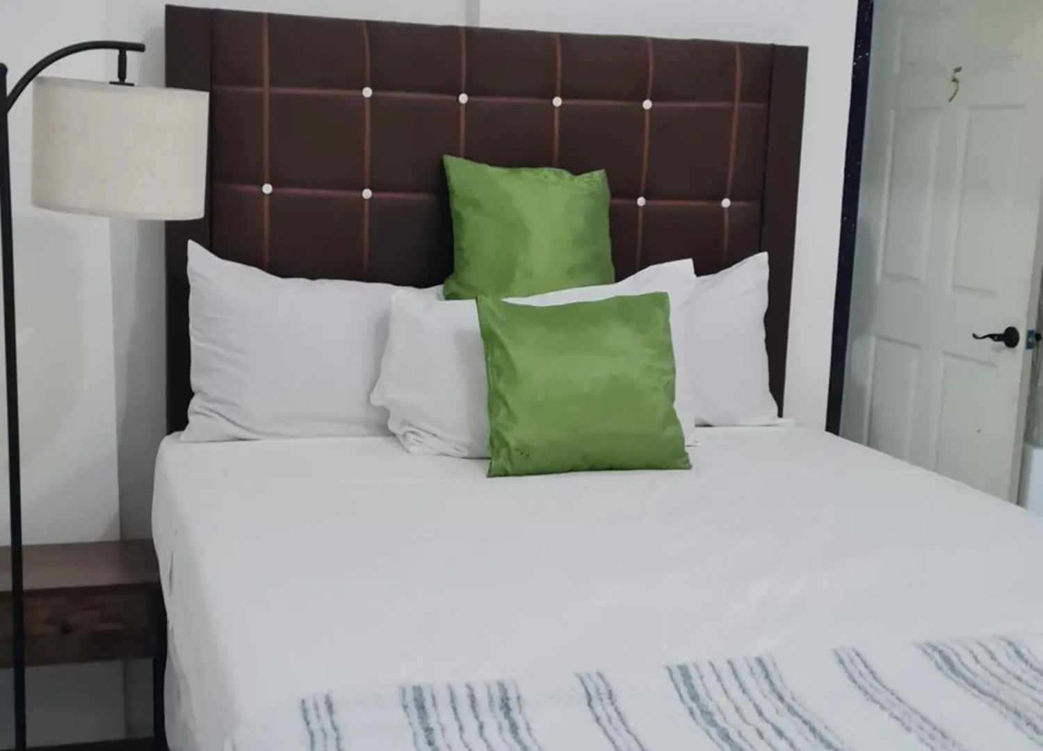 Sky Beach Hotel Hopewell
